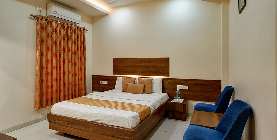 Super Deluxe Room Hotel Rajpurush Kolhapur